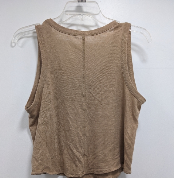 Cropped Tank - Picture 3 of 4